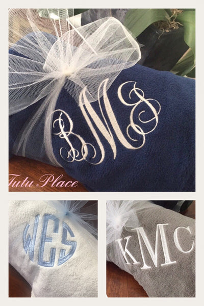 Group Package Throw Blankets 3-Initials